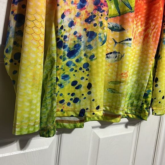 🔥🔥 SPICY TUNA All Over Print Performance Polyester Shirt - EXCELLENT - Sz 2XL - Picture 4 of 9